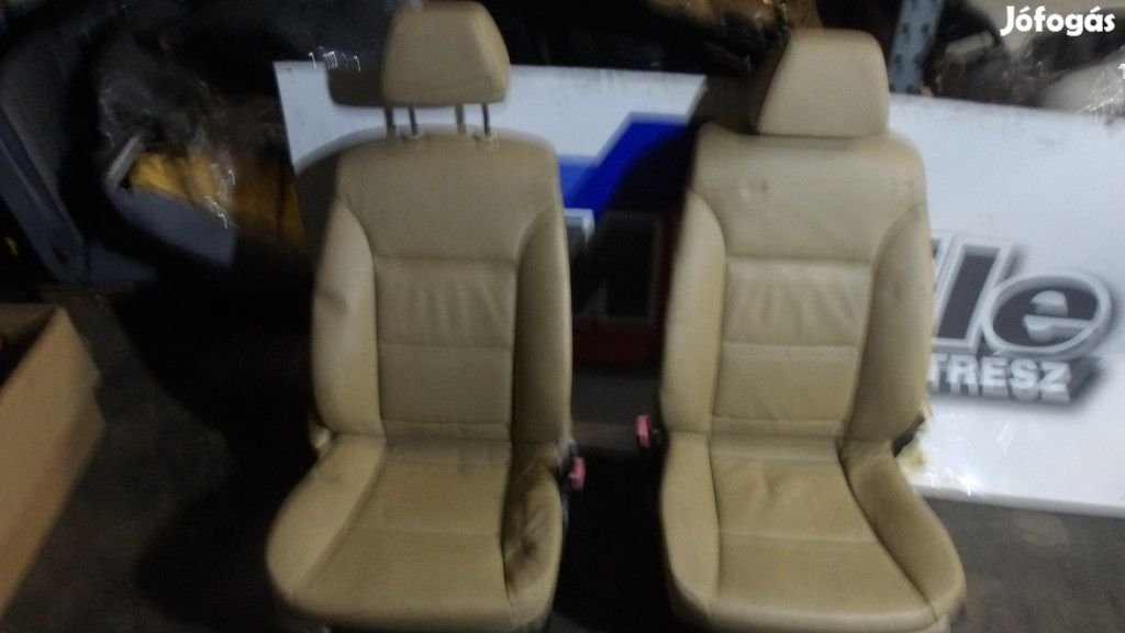 [GYÁRI BONTOTT] BMW E60 BÉZS BŐR BELSŐ